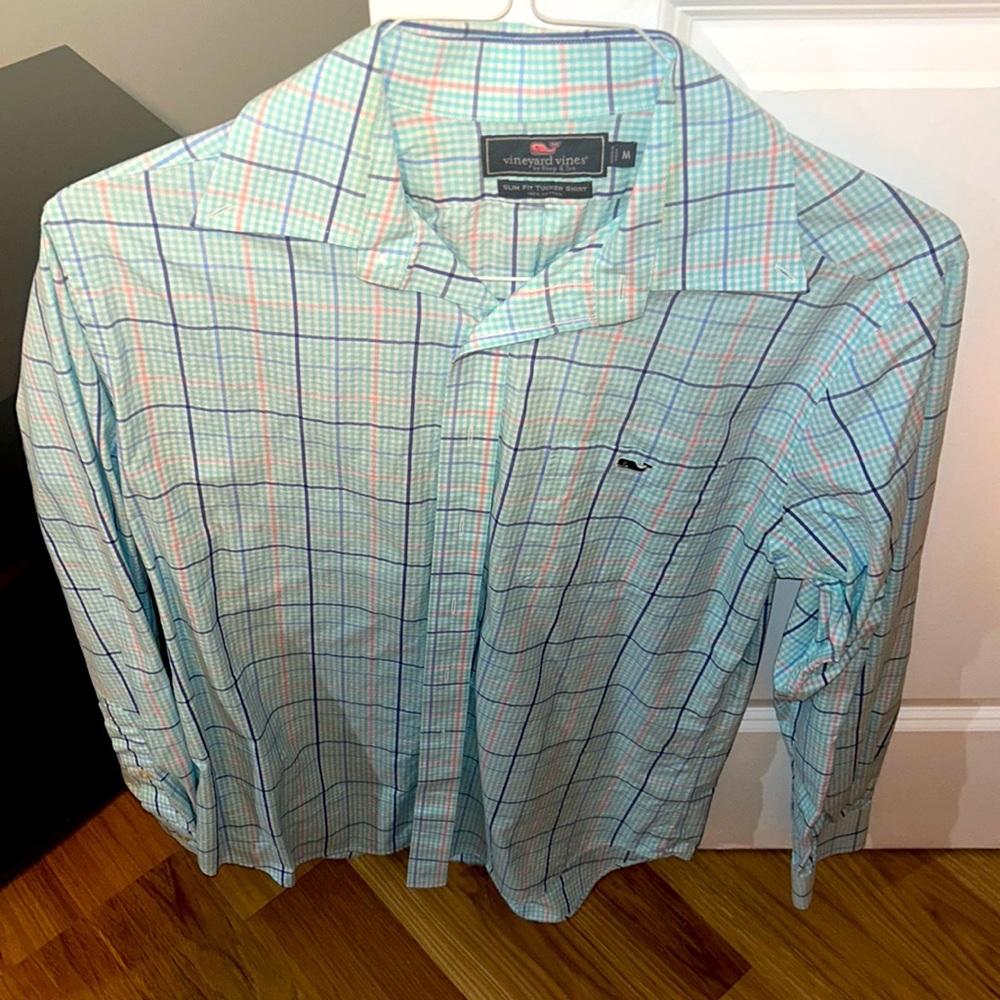 Vineyard Vines men’s medium button down